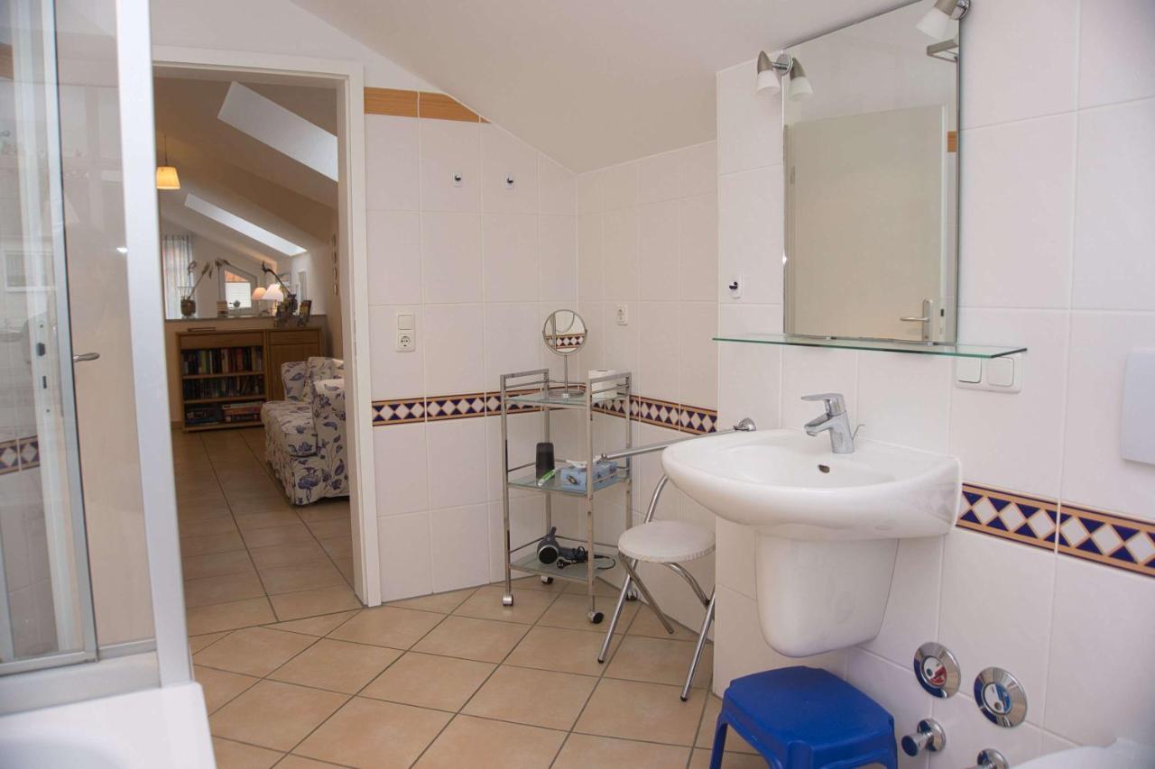 Balkon Mit Traumhaften Meerblick, Gratis Nutzung Vom Ahoi Erlebnisbad Und Sauna In Sellin Duenenhaus Fewo05 Goehren  Kültér fotó