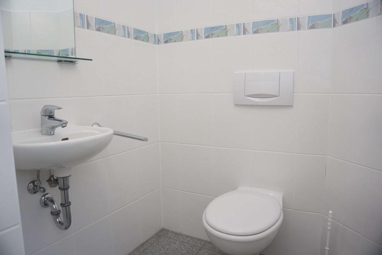 Balkon Mit Traumhaften Meerblick, Gratis Nutzung Vom Ahoi Erlebnisbad Und Sauna In Sellin Duenenhaus Fewo05 Goehren  Kültér fotó